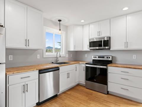 76 E Cascade St, Arden, NC 28704 photo 13