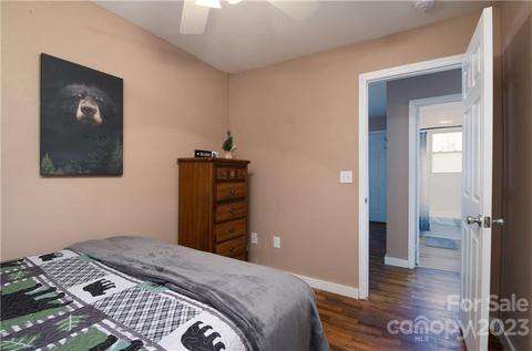 67 Hillside Dr, Spruce Pine, NC 28777 photo 8