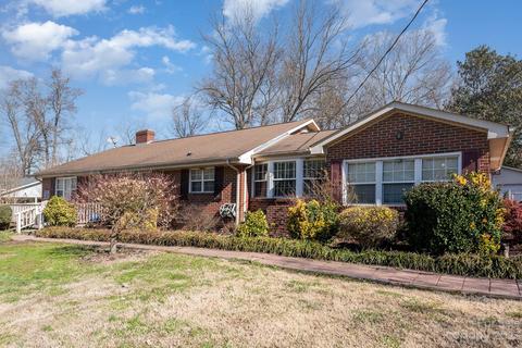208 W Newton St #129, Spencer, NC 28159