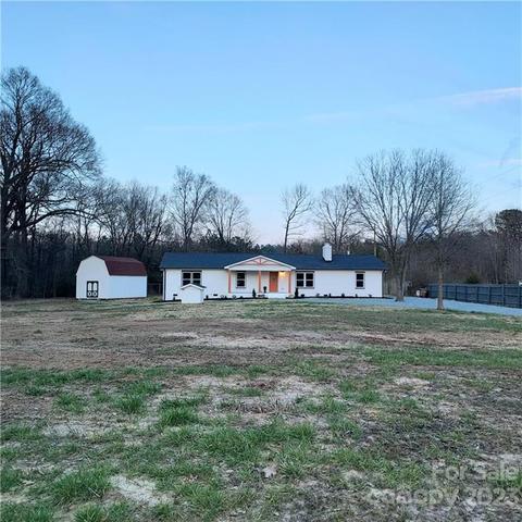 5601 Medlin Rd, Monroe, NC 28112 photo 3