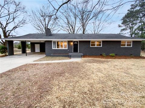 3020 S Potter Rd, Waxhaw, NC 28173