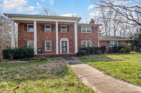 418 E 4th St, Oakboro, NC 28129