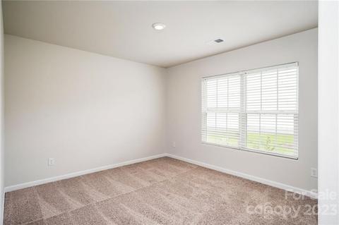 175 Tanner Loop, Troutman, NC 28166 photo 4