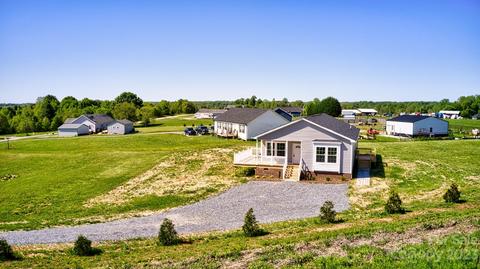 6036 Pointe West Ln, Vale, NC 28168