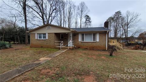 1211 4th St, Conover, NC 28613 photo 1