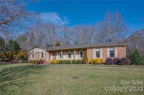 395 Fairforest Dr, Rutherfordton, NC 28139