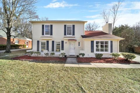 6313 Forest Way Dr, Charlotte, NC 28212