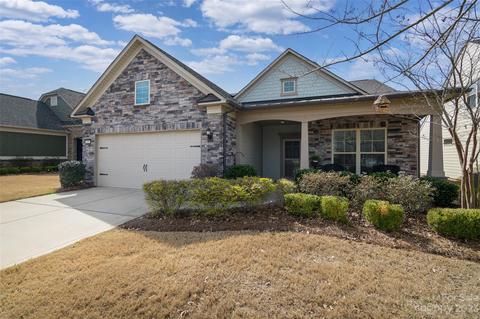 345 Harvest Valley Ln, Fort Mill, SC 29715