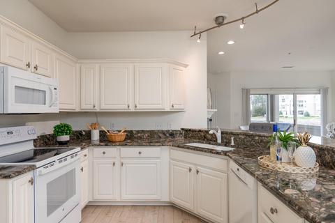 1206 Torrence Cir, Davidson, NC 28036 photo 8