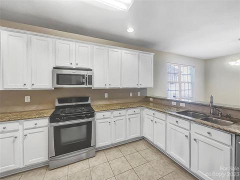3357 Streamside Dr, Davidson, NC 28036 photo 11
