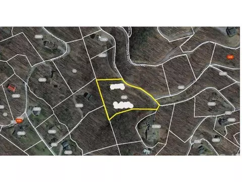 10 Gusty Knoll Trl, Waynesville, NC 28785