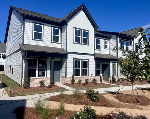 8925 Morning Mist Rd, Harrisburg, NC 28075