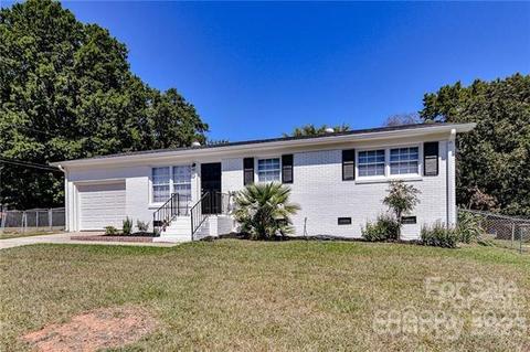 2005 Confederate St, Monroe, NC 28110 photo 1