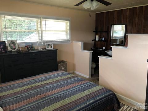 49 Levi St, Clyde, NC 28721 photo 25