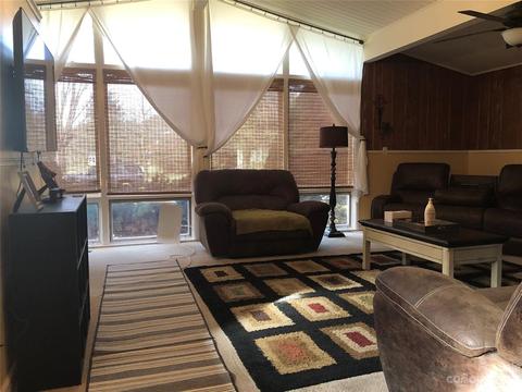 49 Levi St, Clyde, NC 28721 photo 7