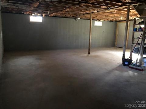 49 Levi St, Clyde, NC 28721 photo 37