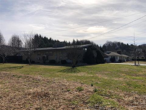 49 Levi St, Clyde, NC 28721 photo 2