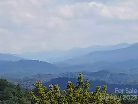 Thomas Divide Way, Bryson City, NC 28713