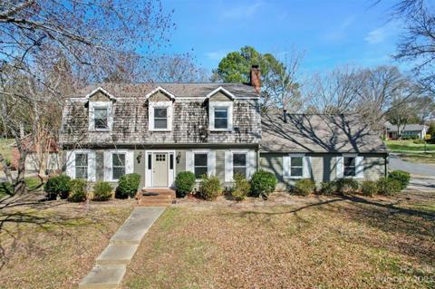 4157 Montibello Dr, Charlotte, NC 28226