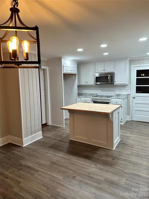 101 N Ash St, Stanfield, NC 28163 photo 3