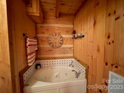 145 Little Boulder Ln, Seven Devils, NC 28604 photo 17