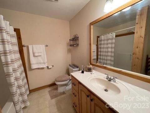 145 Little Boulder Ln, Seven Devils, NC 28604 photo 33