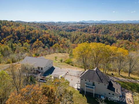 544 Gravel Pit Rd, Marshall, NC 28753