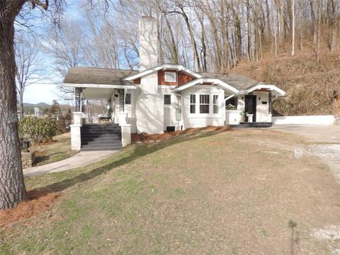 143 Old Pisgah Dr, Canton, NC 28716