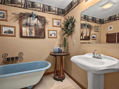2843 Hyder Mountain Rd, Clyde, NC 28721 photo 19