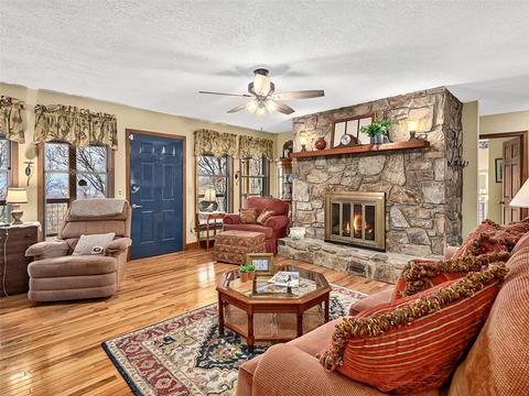 2843 Hyder Mountain Rd, Clyde, NC 28721 photo 5