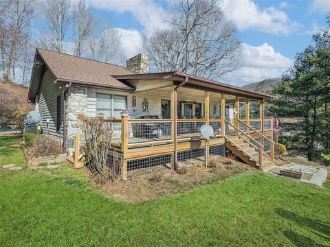 2843 Hyder Mountain Rd, Clyde, NC 28721 photo 1