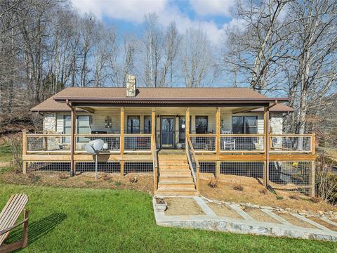 2843 Hyder Mountain Rd, Clyde, NC 28721 photo 2