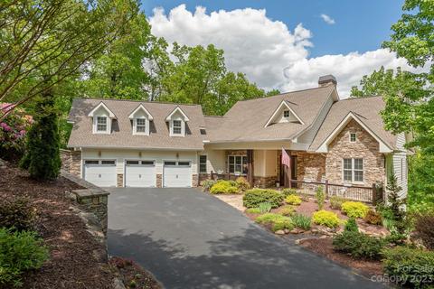 105 Ridge Ln, Flat Rock, NC 28731