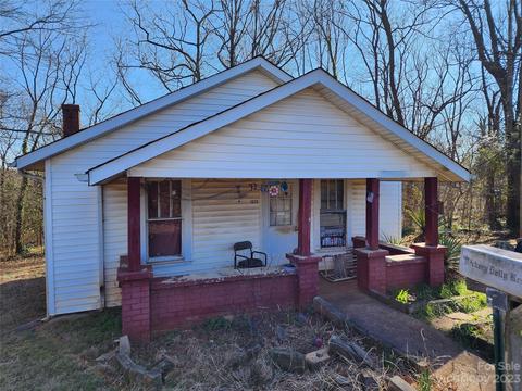 1313 N Davis Ave, Newton, NC 28658