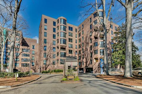 838 Cherokee Rd, Charlotte, NC 28207
