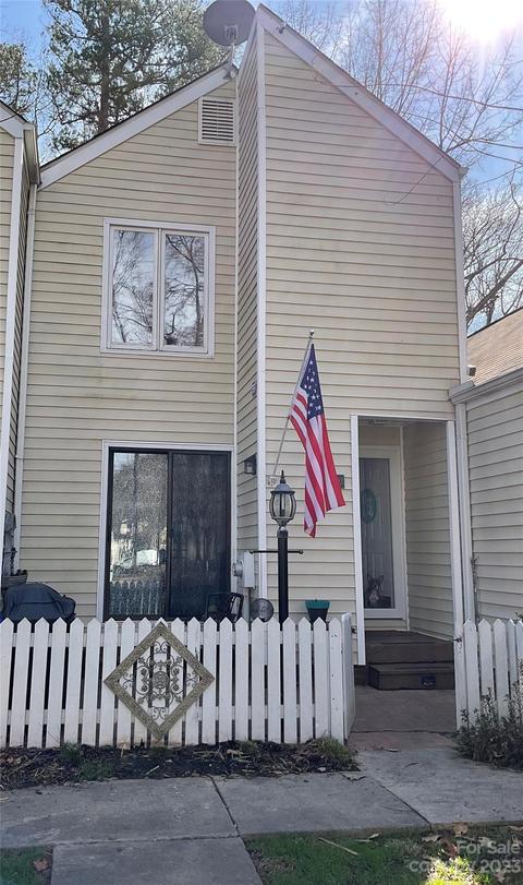 403 Eastwood Dr, Salisbury, NC 28146