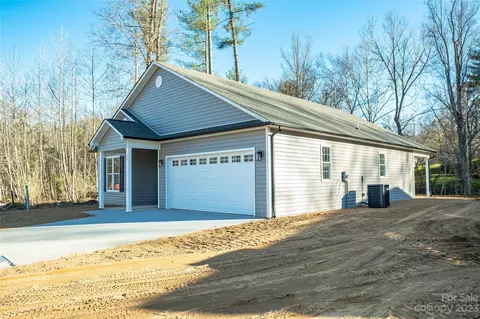 299 Eagles Lndg, Morganton, NC 28655 photo 3
