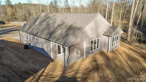 299 Eagles Lndg, Morganton, NC 28655 photo 5