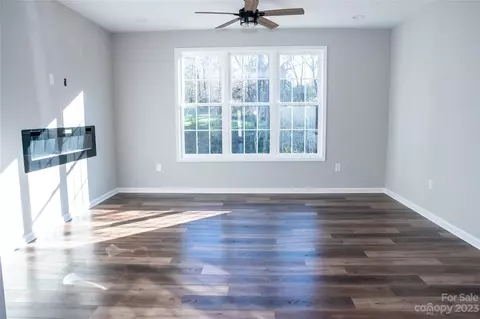 299 Eagles Lndg, Morganton, NC 28655 photo 8