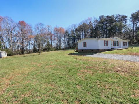 397 Chief Thomas Rd, Harmony, NC 28634 photo 3