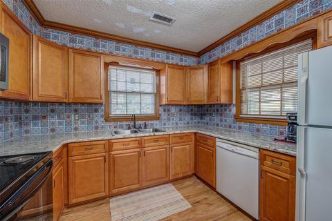 104 Devine St, Stanley, NC 28164 photo 10