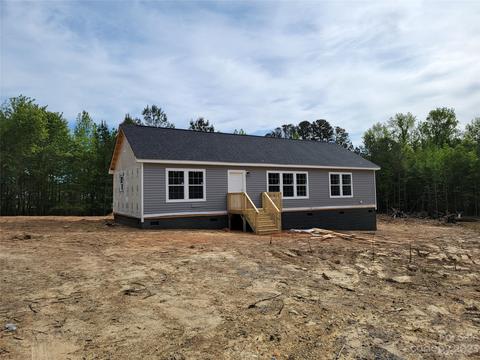 32437 Pennington Rd, Albemarle, NC 28001
