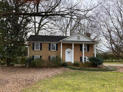 3124 Providence Rd, Charlotte, NC 28211