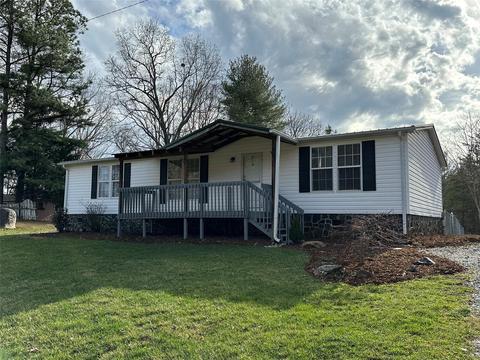 3871 Piedmont Rd, Morganton, NC 28655