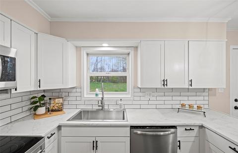 107 Cedar St, Cherryville, NC 28021 photo 11