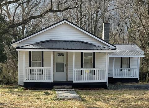 726 Main St, Troy, NC 27371