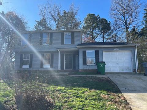 2940 Rural Hill Ct, Matthews, NC 28105