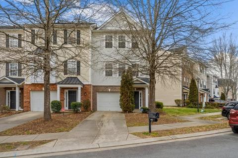 9653 Walkers Glen Dr, Concord, NC 28027