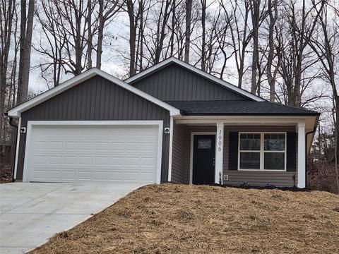 1906 Collins Dr, Albemarle, NC 28001