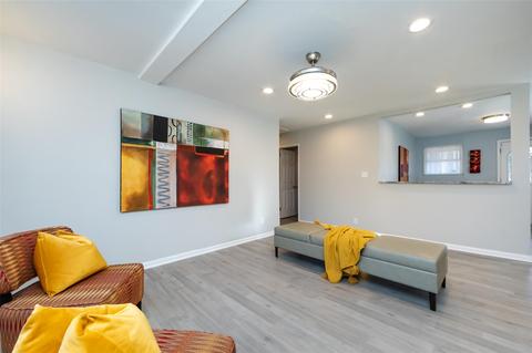 5147 Queen Anne Rd, Charlotte, NC 28217